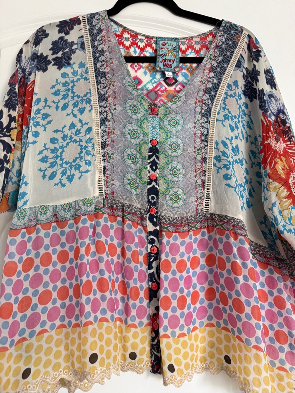 Johnny Was Beautiful Pizzo Blouse. - Picture 5 of 13